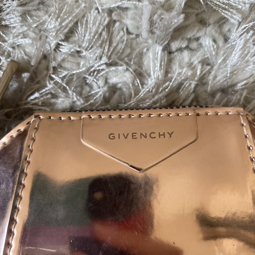 New! Givenchy 'Baby Antigona' Metallic Leather Crossbody Bag Pink MSRP $690 - Picture 5 of 12